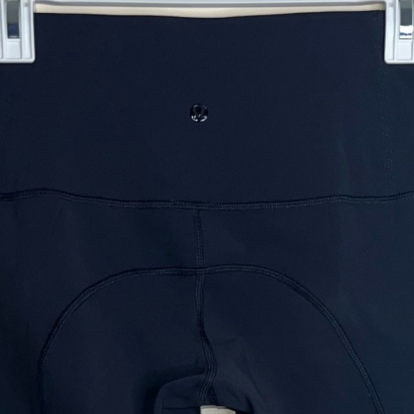 Lululemon Black High Waisted Cropped Running Training Pants Size 6 - Picture 14 of 16